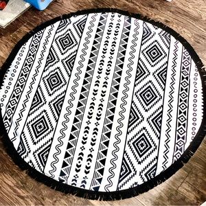 • DSW 60inch Round Beach Blanket  •